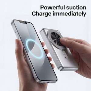 <span class=keywords><strong>Batterie</strong></span> externe sans fil magnétique 15W avec câbles de charge intégrés et support pliable <span class=keywords><strong>pour</strong></span> <span class=keywords><strong>iPhone</strong></span> et appareils Android - Product Image 6