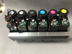 1.5l Ciss 6 <span class=keywords><strong>Ink</strong></span> Tank Cartridge liên tục số lượng lớn hệ thống cung cấp mực cho UV dtf Tank mực trắng với khuấy động cơ cho máy in UV - Product Image 3