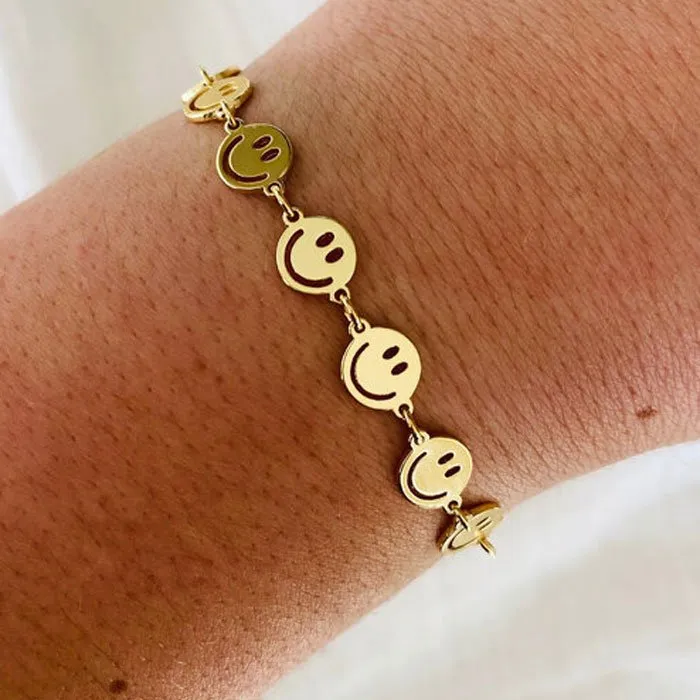 Pabrik Disesuaikan Mode 18K Emas Perak Plating Perhiasan Pasangan Wajah Bahagia Tersenyum Tembaga Magnetik Gelang untuk Wanita