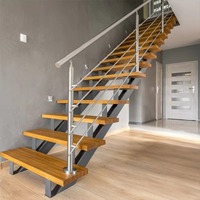 Rampe d'escalier en métal de luxe, acier inoxydable naturel, design élégant pour intérieur, maison, villa, hôtel, garde-corps de sécurité