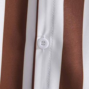 Vendita calda <span class=keywords><strong>giovane</strong></span> ragazzo <span class=keywords><strong>moda</strong></span> <span class=keywords><strong>uomo</strong></span> tendenza Casual a righe a maniche corte ragazzi camicia nuova <span class=keywords><strong>moda</strong></span> 2023 - Product Image 4