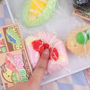 Juguete Antiestrés de Croissant, Squishy de PU con Forma de Pan y Frutas, Decoración para Restaurantes, para Niños y Niñas, Alivio del Estrés - Product Image 2