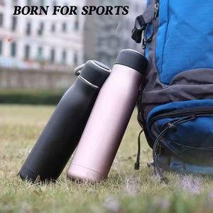 Bouteille isotherme sport en acier inoxydable double paroi grande capacité, nouveau design portable avec cordon, cadeau idéal pour homme - Product Image 4