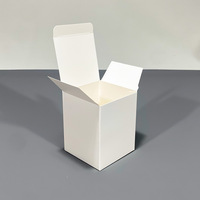 Boîte en carton blanche universelle pliable en gros Petite boîte rectangulaire pour cosmétiques Emballage électrique numérique Carton en stock