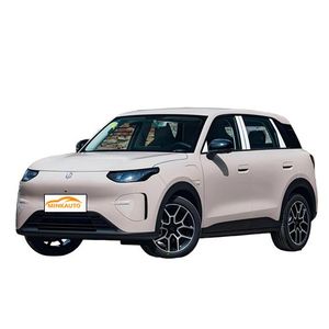 Leapmotor A10 Veicolo Elettrico Intelligente con Cabina Digitale Avanzata e Sistema di Assistenza alla Guida EV - Product Image 1