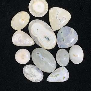 Cabochon de quartz solaire naturel en vrac pour la fabrication de bijoux, pendentifs et artisanat de créateur, vente en gros - Product Image 1