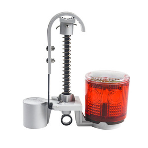 Feu de signalisation solaire FD5818-A, lumière rouge LED, IP65, cadre en aluminium, utilisation pour la sécurité routière - Product Image 1