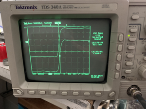 Osciloscopio Digital Tektronix Tds340a 100mhz 2 Canales 500 Megasampel/s - Product Image 2