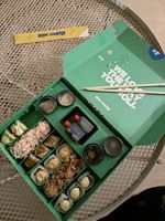 Boîtes d'Emballage Cadeau de Luxe Personnalisées Magnétiques en Carton pour Baklava, Fruits Secs, Dattes, Chocolats, Bonbons – Idéal Ramadan et Aïd