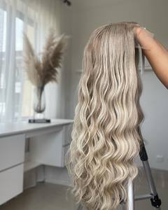 วิกผมแท้แบบลูกไม้ด้านหน้า สี<span class=keywords><strong>ดำ</strong></span>รากผมสีบลอนด์  แบบลอนคลื่นหลวม  ความยาว 13*6 นิ้ว  แบบ Swiss Free Part  ถอนเส้นผมด้านหน้าแล้ว  ทรงผมยาว  แบบผมหยิก  ยอดนิยม - Product Image 2