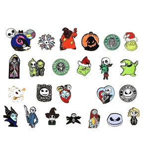 Venta al por mayor EVER ROCK Pin de calabaza de Halloween de dibujos animados, insignia divertida de Jack y Sally para Navidad, de metal fundido a presión, niquelado negro, chino - Product Image 3