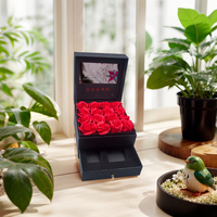 Coffret cadeau vidéo de luxe avec écran lcd et roses pour la Saint-Valentin