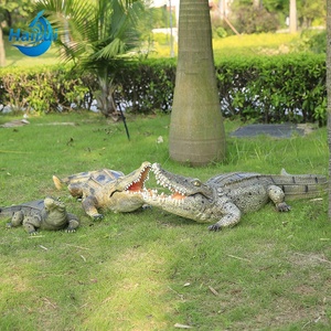 ประติมากรรมรูปจระเข้ขนาดเท่าของจริงสำหรับตกแต่งสวนภายนอกอาคาร ทำจากแก้วและเหล็ก - Product Image 6