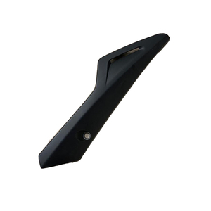 Spoiler inferiore destro usato compatibile con Yamaha FZ8 2011-2015 - Product Image 1