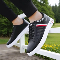 Nouvelles Baskets Tendance Grande Taille 2026 pour Hommes – Chaussures de Sport Décontractées Blanches Style Skateboard pour la Marche