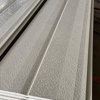 Panneau sandwich isolé en métal gaufré PU de 16 mm, imperméable, décoratif, pour revêtement extérieur de villa en acier léger