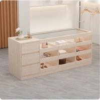 Magasin de vêtements, armoire d'île, magasin de bijoux, présentoir, magasin de vêtements pour femmes, tiroir, caisse enregistreuse, île avec verre