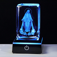 Cube en cristal K9 de haute qualité, gravé au laser 3D, fleur, papillon, base lumineuse LED, tendance de la mode, style amour, trophée, beau cadeau