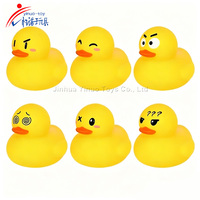 Assortiment d'ornements classiques écologiques personnalisés en gros, fabriqués sur mesure, avec design unique, canard en caoutchouc avec lunettes pour la remise des diplômes et le fitness