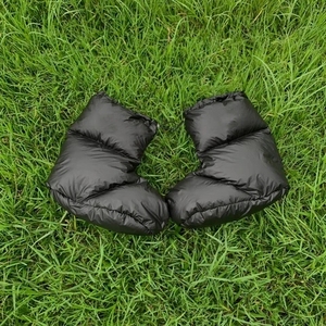 Bottes d'hiver légères en duvet Bottes chaudes et confortables pour l'intérieur pour la neige Chaussures résistantes à l'eau pour femmes hommes et enfants - Product Image 4