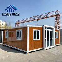 Casa Contenedor Expandible de Lujo de 20 y 40 pies con Acabado de Madera, Doble Ala, Puerta de Cristal, Villa Modular Prefabricada para ADU en Patios Traseros de EE. UU.