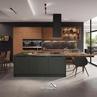 Meubles de cuisine modernes et minimalistes, ensemble de meubles de cuisine modulaires sur mesure avec îlot pour villa et appartement
