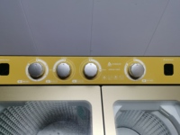 Machine à laver anglaise à double bac J Chigo populaire de 18 kg, grande capacité, lavage et déshydratation haute puissance, type à chargement par le haut