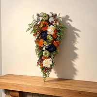 Ornement en forme de goutte d'eau avec fleurs de citrouille, baies et feuilles d'eucalyptus pour la décoration de porte de Noël, décoration saisonnière pour la maison pour les fêtes