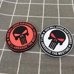 Fournisseur de badges en caoutchouc silicone de haute qualité, logo personnalisé en relief, patchs en PVC souple 3D pour vêtements - Product Image 3