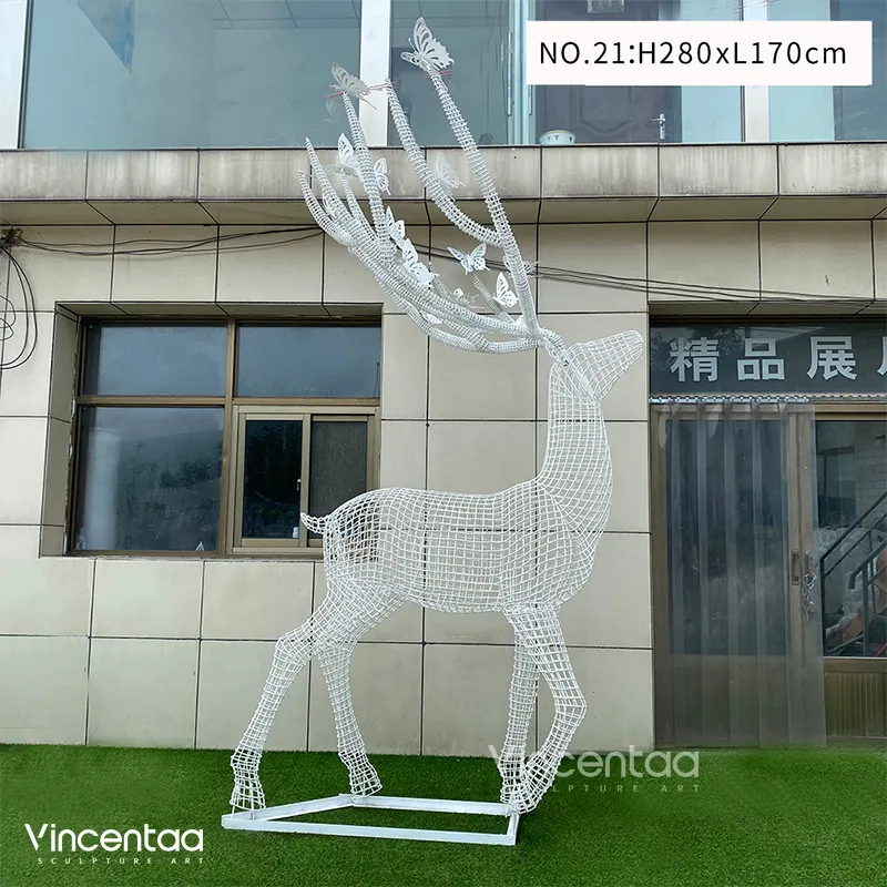 Vincentaa Outdoor Escultura Escavado Metal Malha Malha Aço Inoxidável Abstração Fio Sika Deer para Garden Park