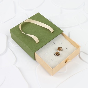 MOJIU Handheld Green Luxury Sliding Drawer <b>Box</b> Custom Logo Luxury <b>Gift</b> <b>Box</b> for Jewelry Paper - Product Image 5