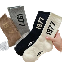 Chaussettes de sport unisexes en coton tricoté personnalisées, respirantes, pour enfants et jeunes, chaussettes de course à pied, chaussettes de cyclisme, chaussettes athlétiques à revers