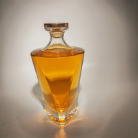 Bouteille diffuseur de parfum en verre cristal scellée au bouchon de liège de 220 ml avec un design élégant pour l'aromathérapie