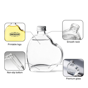 Botella de Vidrio Única en Forma de Corazón de 200 ml, Mini Botella Transparente Premium con Tapa Plateada, Perfecta para Licores de Boutique y Sets de Recuerdos - Product Image 6