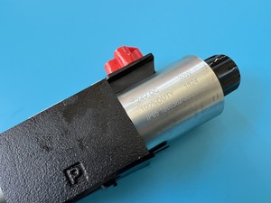 SD1VW002CNJW Solenoide direccional con doble resorte y centrado, resistente al agua IP65 - Product Image 3