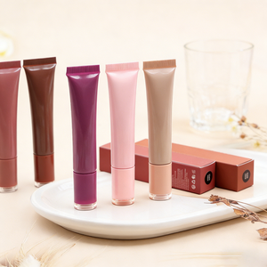 Nouveau gloss à lèvres en tube souple, marque privée, vegan, longue tenue - Product Image 2