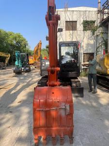 Mini pelleteuse sur chenilles Hitachi ZX60 d'occasion à vendre fabriquée au Japon - Product Image 4