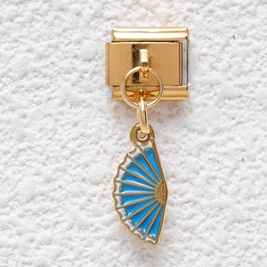 Nouvelles breloques italiennes au design original avec motifs éventail, chapeau et voiture, maillons de chaîne en acier inoxydable pour la création de bijoux DIY (bracelets et pendentifs) - Product Image 3