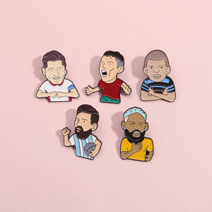 Sming Pins creativo fútbol esmalte Pin Cool Star atletas profesionales broches solapa mochila insignia fiesta joyería regalo - Product Image 1