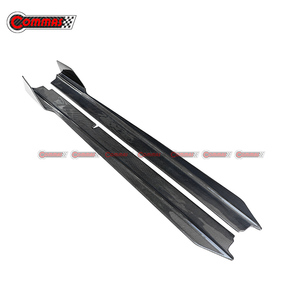 สเกิร์ตข้างรถยนต์ Lamborghini Huracan LP610 รุ่น Vors Style ทำจากคาร์บอนไฟเบอร์แบบแห้ง - Product Image 3