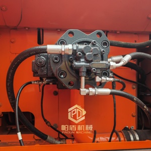 รถขุดตีนตะขาบ Doosan DX340LC-9C มือสอง ขนาด 34 ตัน พร้อมสายเบรกเกอร์ รถขุดไฮดรอลิกขนาดใหญ่ มีสินค้าในสต็อก - Product Image 5