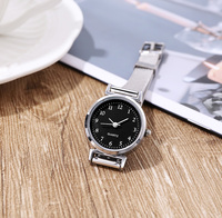 Jam Tangan Desain Baru Hadiah Hari Ibu Jam Tangan Wanita Bahan Paduan Baja Quartz Hadiah Jam Tangan