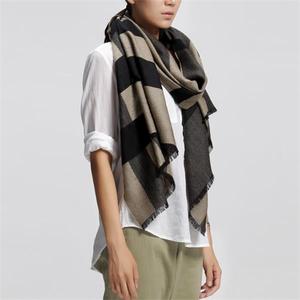 Venta caliente Multicolor mujeres invierno cálido <span class=keywords><strong>lana</strong></span> larga bufanda <span class=keywords><strong>de</strong></span> <span class=keywords><strong>cachemir</strong></span> chal bufanda con borla - Product Image 4
