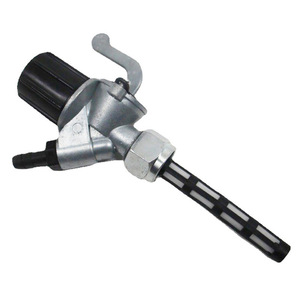 Interrupteur de valve de réservoir de carburant de moto, robinet de carburant incliné pour <span class=keywords><strong>MZ</strong></span> <span class=keywords><strong>ETZ</strong></span> 150 <span class=keywords><strong>MZ</strong></span> <span class=keywords><strong>ETZ</strong></span> <span class=keywords><strong>250</strong></span> <span class=keywords><strong>MZ</strong></span> <span class=keywords><strong>ETZ</strong></span> 251 - Product Image 1