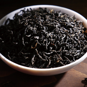 Set da Tè in Elegante Confezione Regalo Cinese, Tè Nero Dolce e Maltofuso, Liquore Rosso Brillante, Gusto Vellutato e Corposo, Tè Nero in Foglie Sfuse - Product Image 4