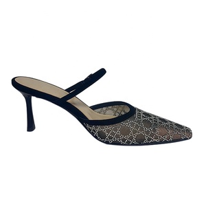 Sandales à talons hauts de luxe à enfiler, antidérapantes, avec strass en cristal et logo personnalisé - Product Image 2