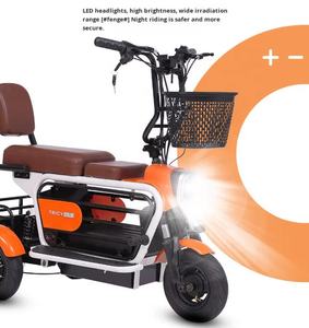 Scooter électrique de 3 roues avec le tricycle électrique de batterie de passager de doubles sièges - Product Image 4