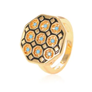 Hoge Kwaliteit Elegante 18K Goud Koper Mode Stijl Cz Steen Cut Ring Voor Moeder