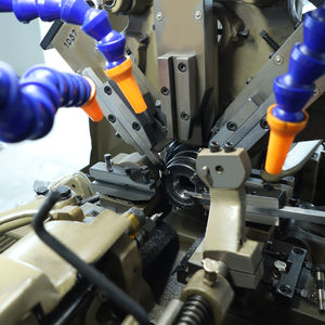 Torno Automático CNC de Alta Precisión Tipo Suizo para Mecanizado de Piezas Pequeñas, Capacidad de 20 mm/32 mm, Máquina CNC de Torneado Automático - Product Image 3