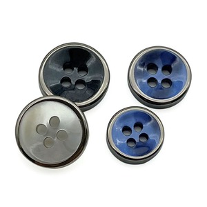 Tùy Chỉnh Nút Cho Áo Sơ Mi Vòng <span class=keywords><strong>4</strong></span> Lỗ UV Nhựa Nút Cho Nam Giới Và Phụ Nữ Quần Áo <span class=keywords><strong>4</strong></span> Mắt Malay Nhựa Nút Bán Buôn - Product Image 4